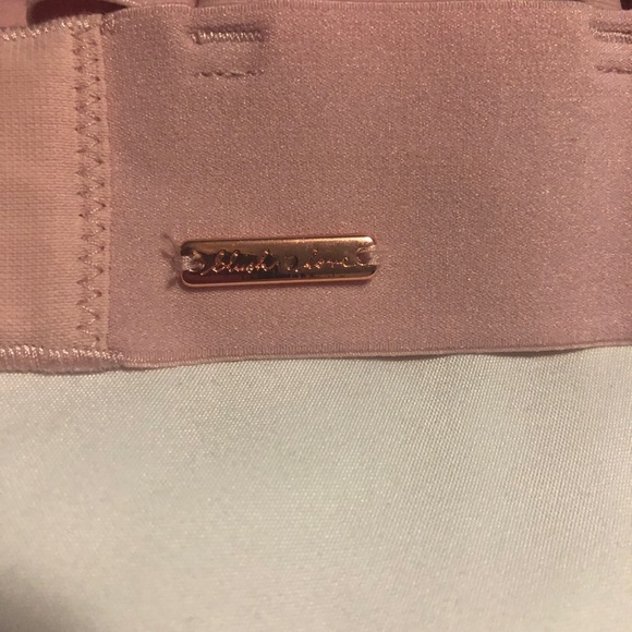 vs pink heart bralette - Picture 3 of 4